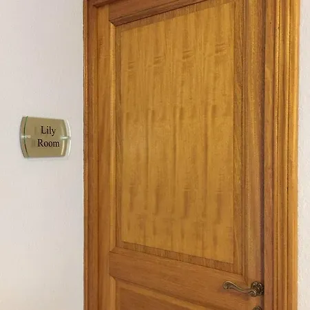 Hotel No:16 Chambres D'hotes 5*