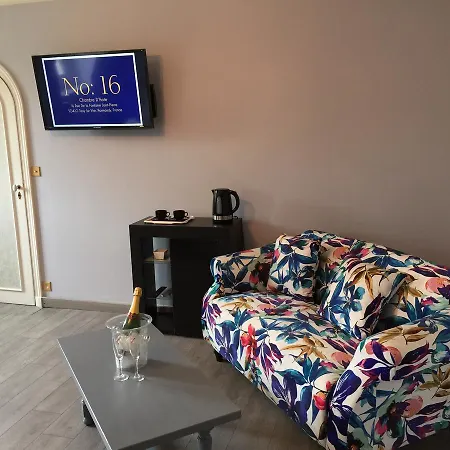 No:16 Chambres D'hotes 5* Tessy-sur-Vire